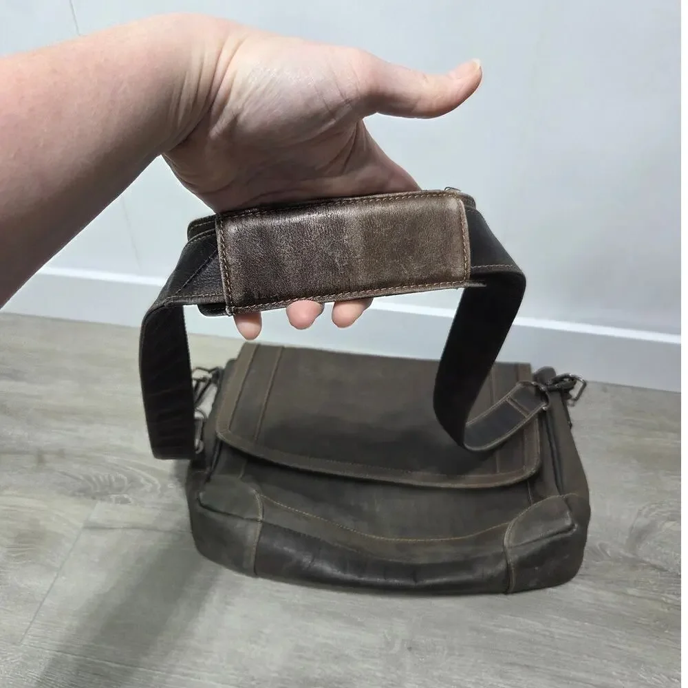 Wilson Leather Brown Leather Messenger Laptop Bag